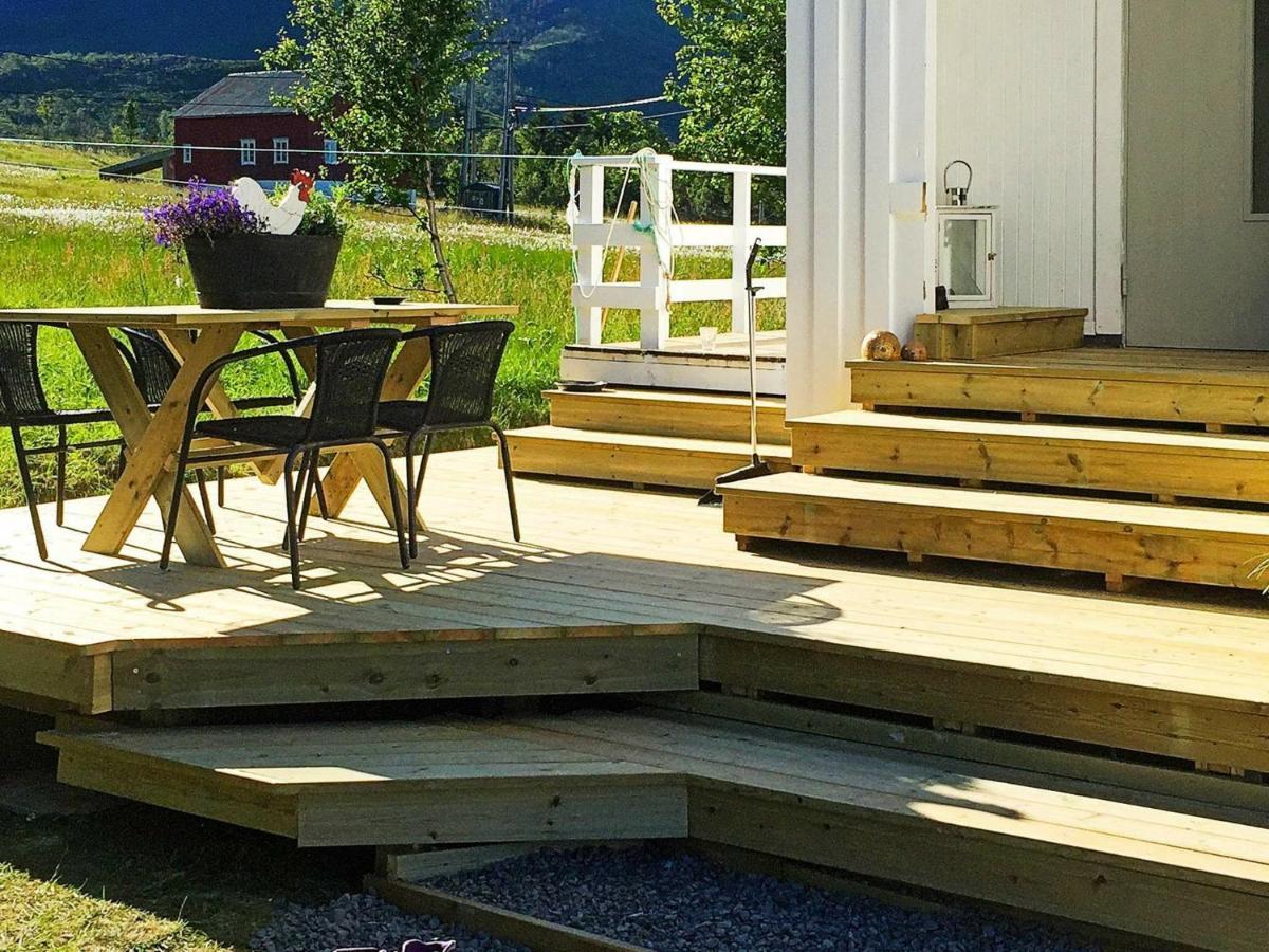6 Person Holiday Home In Senjahopen Mefjordvær Kamer foto