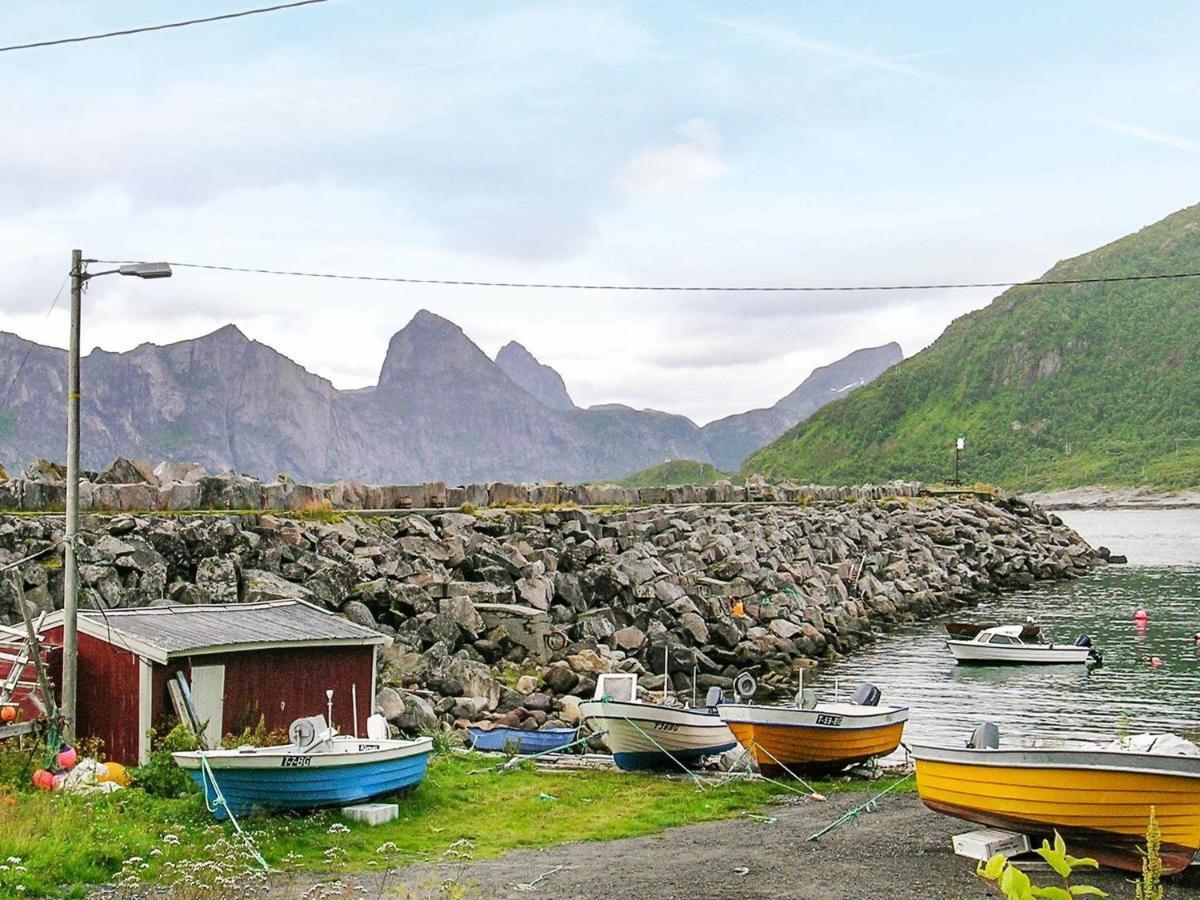 6 Person Holiday Home In Senjahopen Mefjordvær Kamer foto